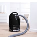 Miele Complete C3 Score Black PowerLine SGDF3 890 W Toz Torbalı Elektrikli Süpürge, Siyah - Görsel 5