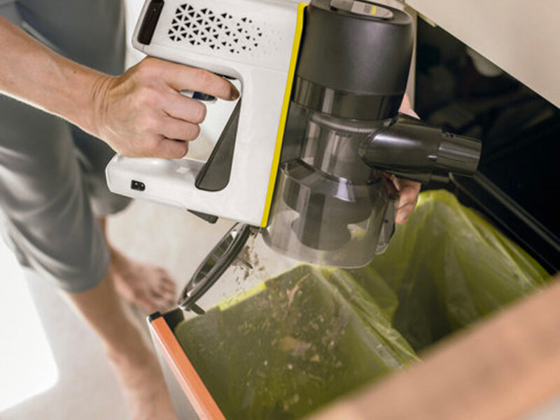 Karcher VC 4 Cordless Premium Myhome 21.6 V Şarjlı Dikey Süpürge