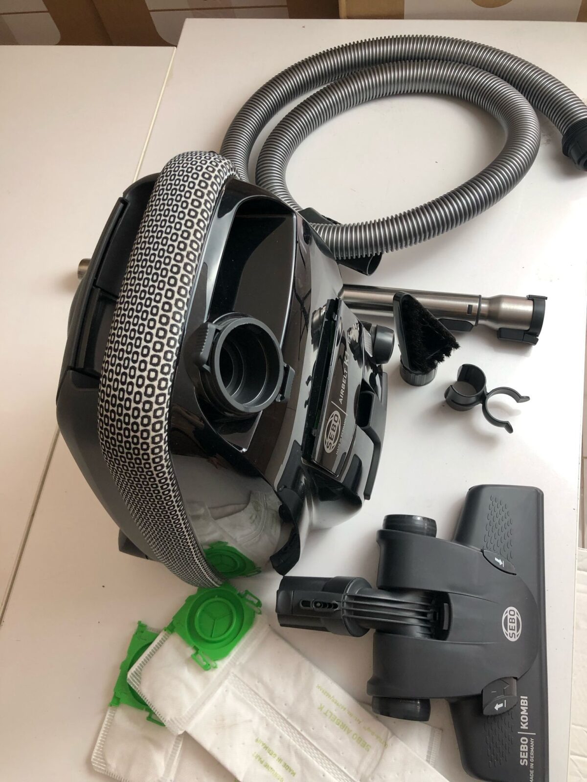 Sebo K1 Pet Animal 890 W Toz Torbalı Elektrikli Süpürge. Siyah-TEŞHİR - Görsel 3